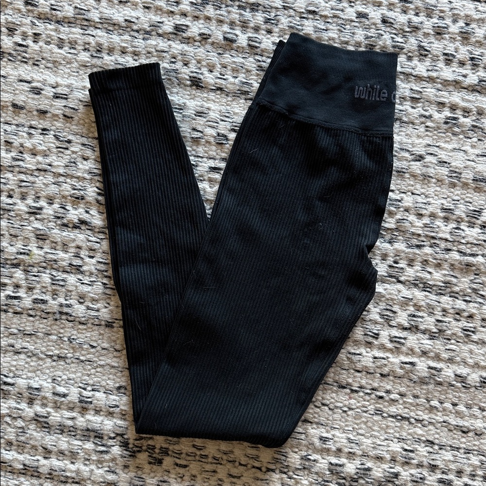 While on Earth Legging